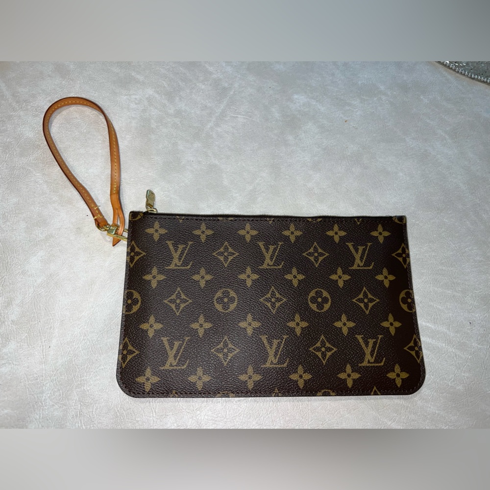 🤎Louis Vuitton Monogram Envelope 🤎